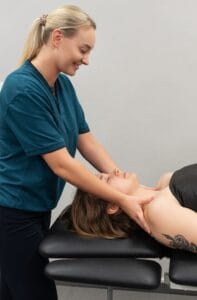 Read more about the article Masaż na ból głowy – skuteczna, naturalna ulga dostępna w Zabrzu