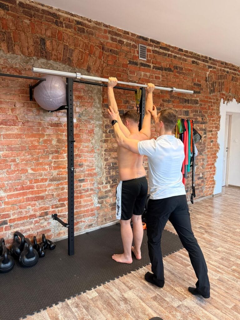 Tendinopatia mięśnia nadgrzebieniowego – objawy, diagnostyka, leczenie i rehabilitacja.